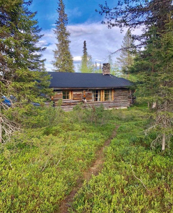 Villa Karhunkehto Luosto Buitenkant foto